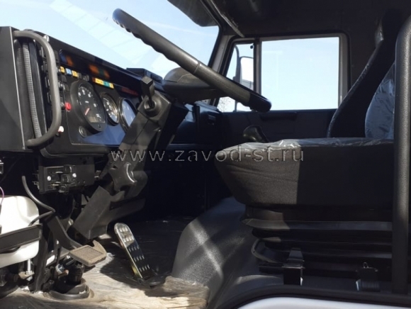 КАМАЗ 6520 2013 года