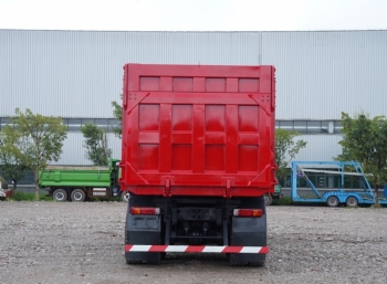 Самосвал Hongyan 8x4