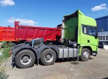 Тягач Shacman 6x4