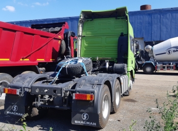 Тягач Shacman 6x4
